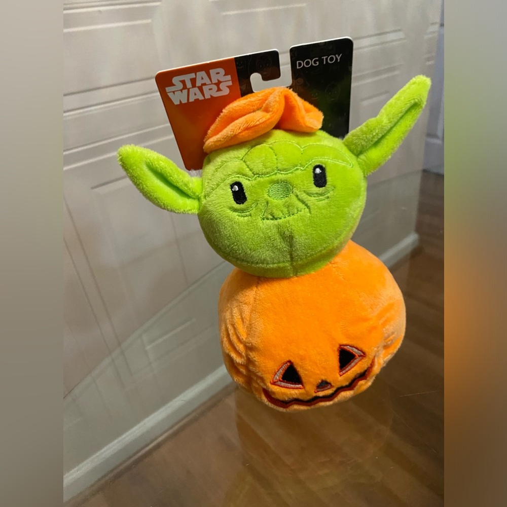 Star Wars Yoda Pumpkin Head 8" Squeak Plush Dog Toy Halloween Disney